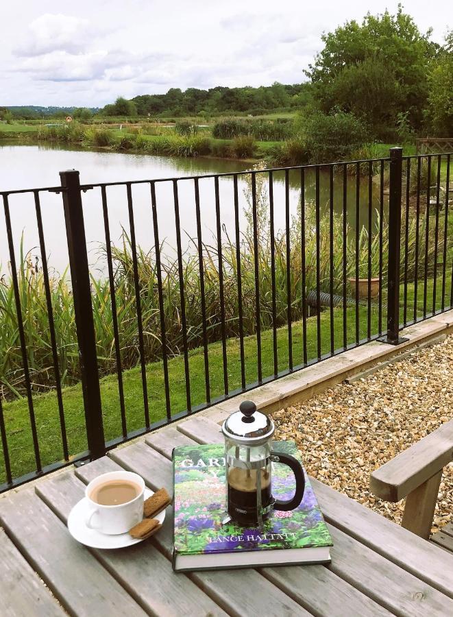 Bransford Farm Fishery & B & B Exterior photo